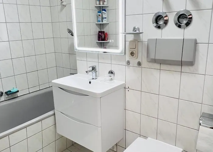 Charmante Mit Terrasse , Ruhig Und Zentral بنتزبرغ