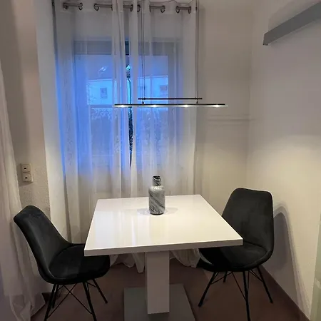 Charmante Mit Terrasse , Ruhig Und Zentral Lägenhet Penzberg